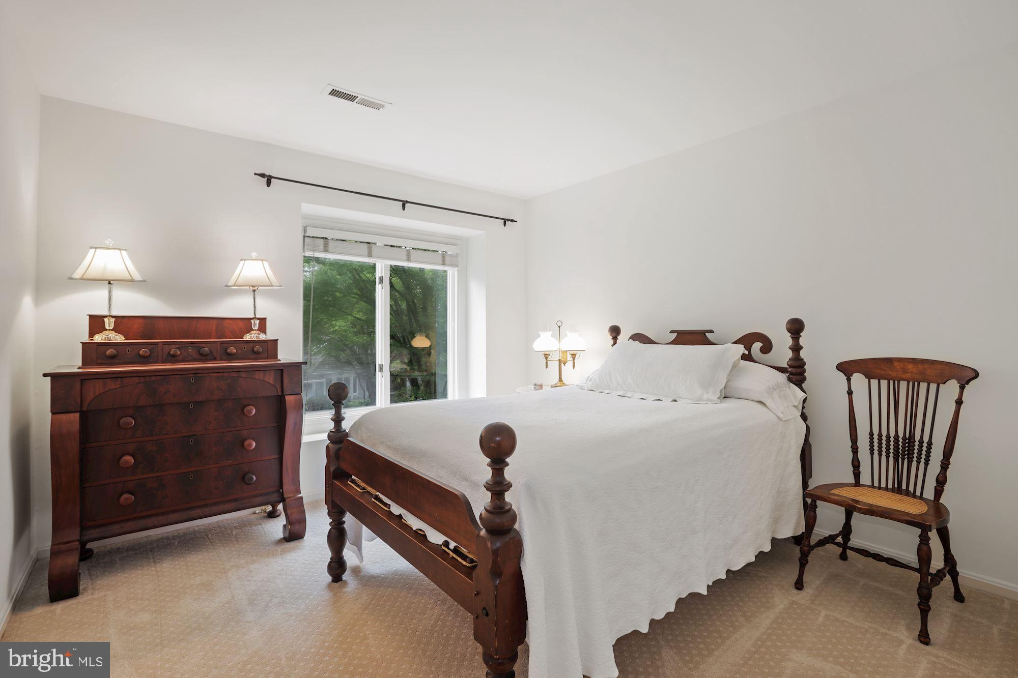 1564 Regatta Lane Reston, VA 20194 - Photo 20 of 33 3rd Bedroom Upper Level