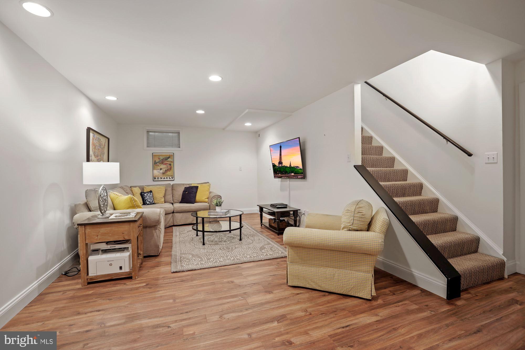 1564 Regatta Lane Reston, VA 20194 - Photo 22 of 33 Rec Room