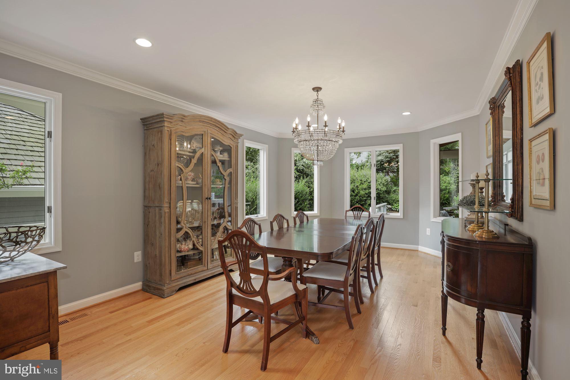 1564 Regatta Lane Reston, VA 20194 - Photo 3 of 33 Exquisite large Dining Room w/ Walls of Windows