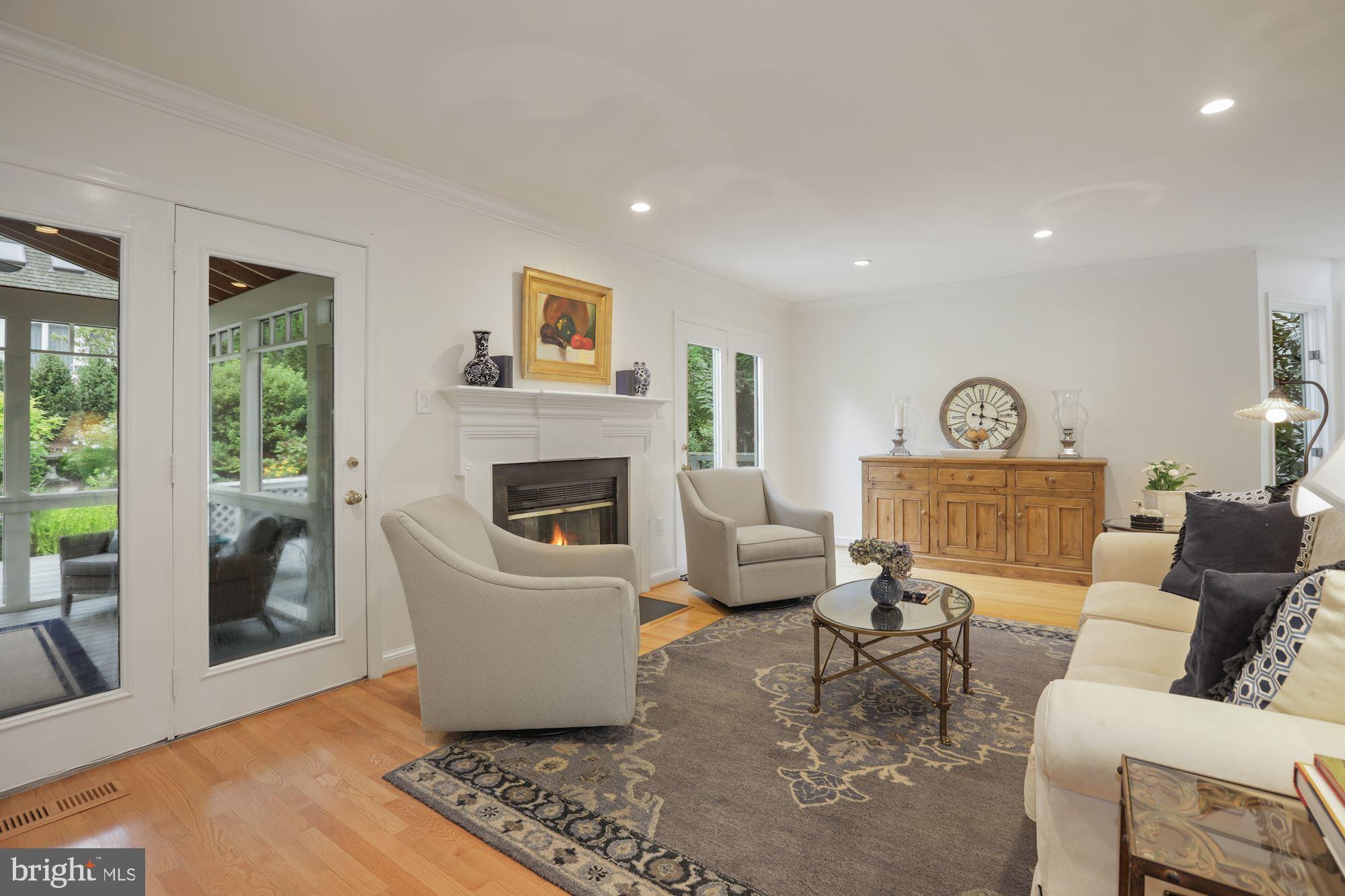 1564 Regatta Lane Reston, VA 20194 - Photo 6 of 33 French Doors out to Screened Porch