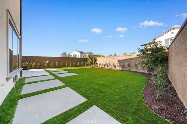 $6,000 | 270 Maricopa, Irvine, CA 92618