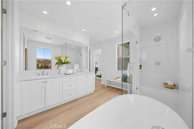 $6,000 | 270 Maricopa, Irvine, CA 92618