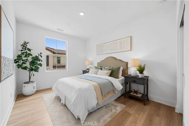 $6,000 | 270 Maricopa, Irvine, CA 92618