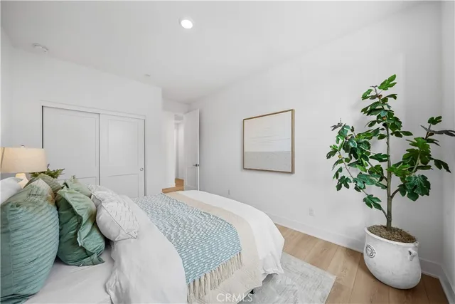 $6,000 | 270 Maricopa, Irvine, CA 92618