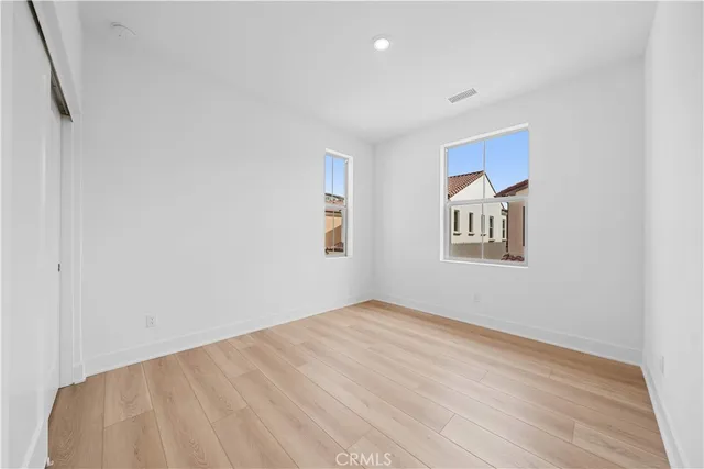 $6,000 | 270 Maricopa, Irvine, CA 92618