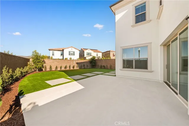 $6,000 | 270 Maricopa, Irvine, CA 92618
