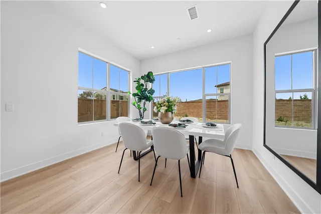 $6,000 | 270 Maricopa, Irvine, CA 92618