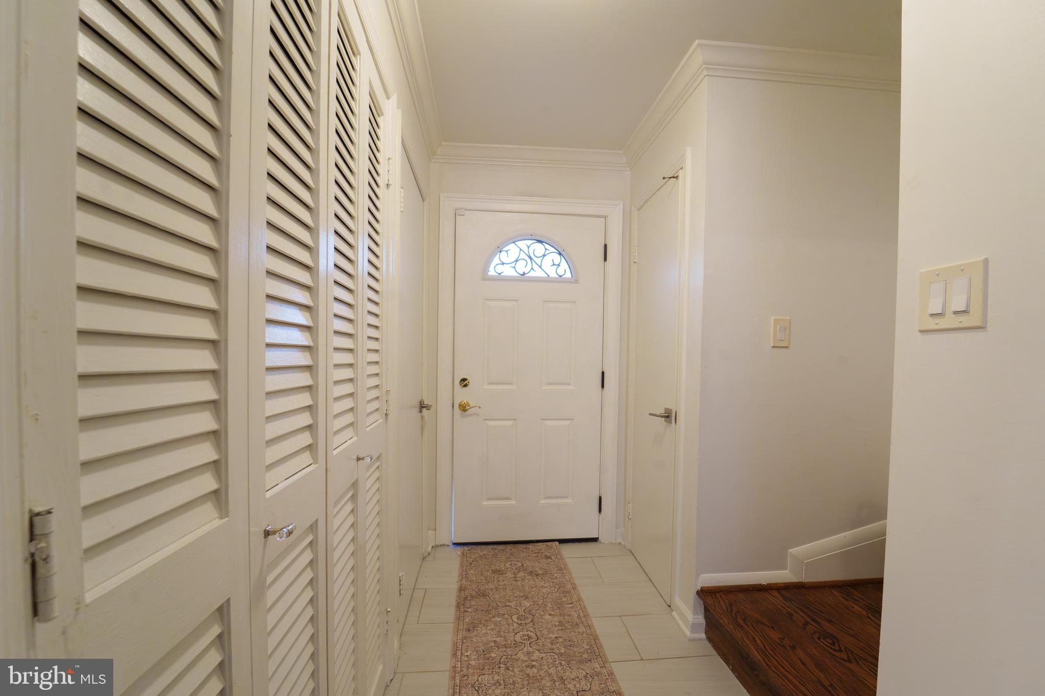 7625 Tiverton Drive, Unit 7625 Springfield, VA 22152 - Photo 8 of 22 a view of a bathroom