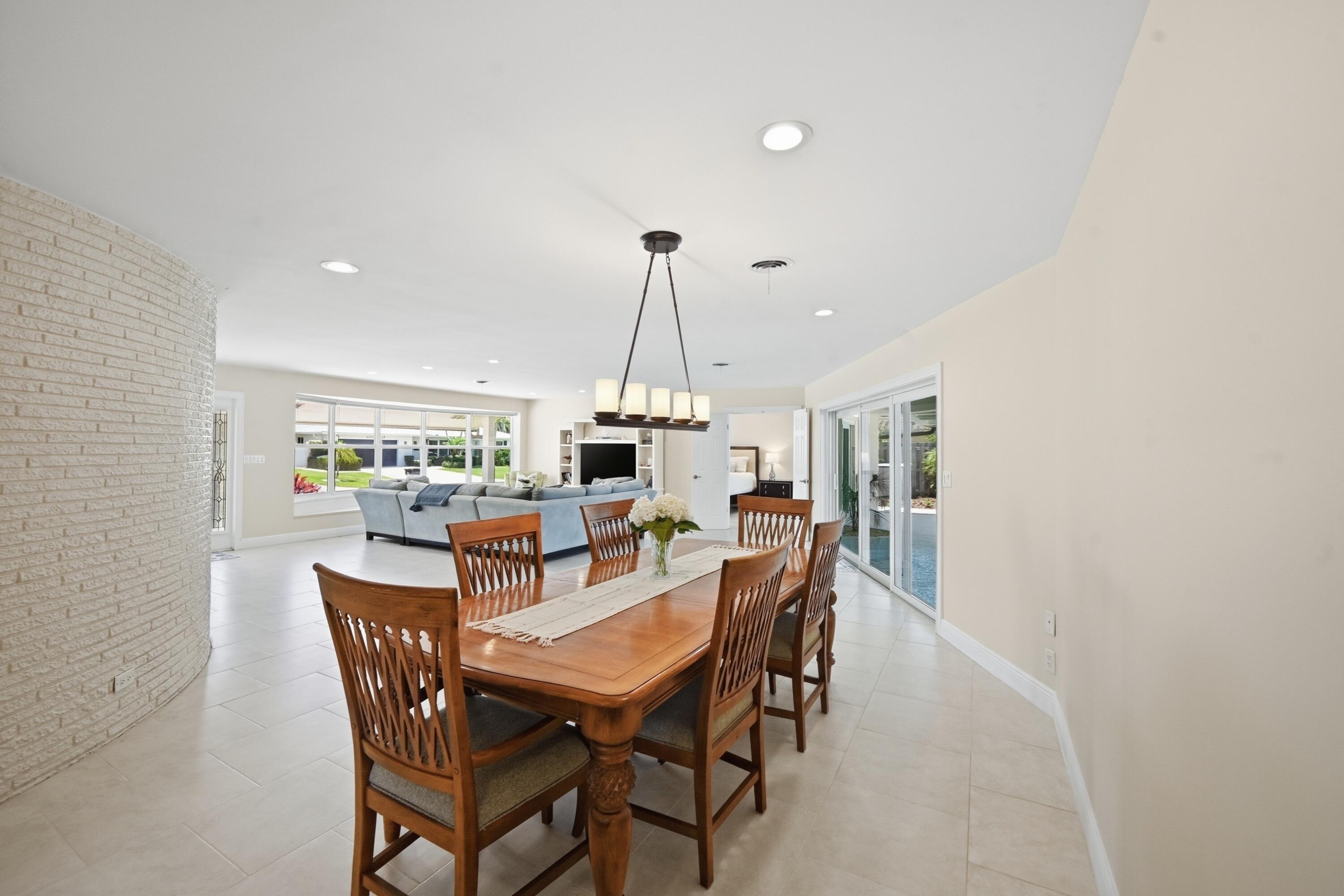 4111 Northeast 26th Terrace Lighthouse Point, FL 33064 - Photo 14 of 48 Dining