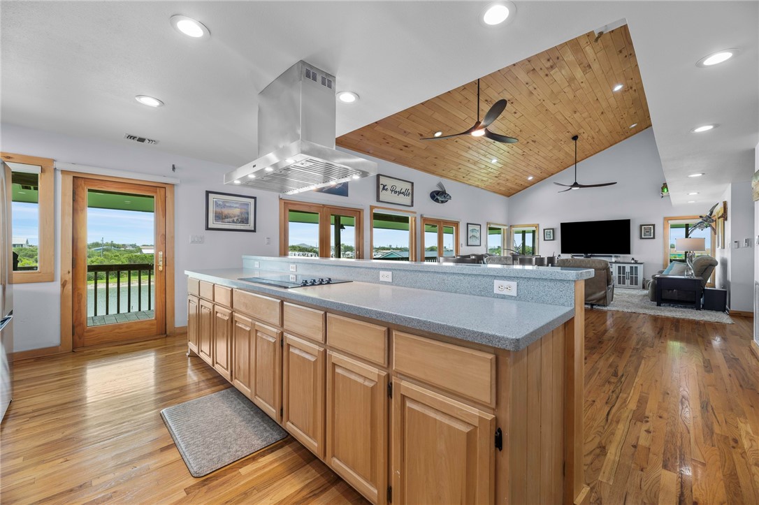 178 Smyth Street Port O'Connor, TX 77982 - Photo 7 of 30