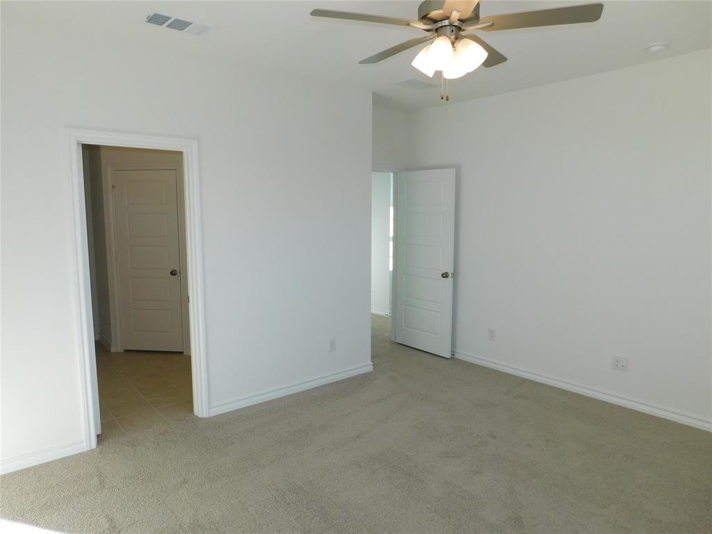 505 Mockingbird Lane Denton, TX 76209 - Photo 11 of 26