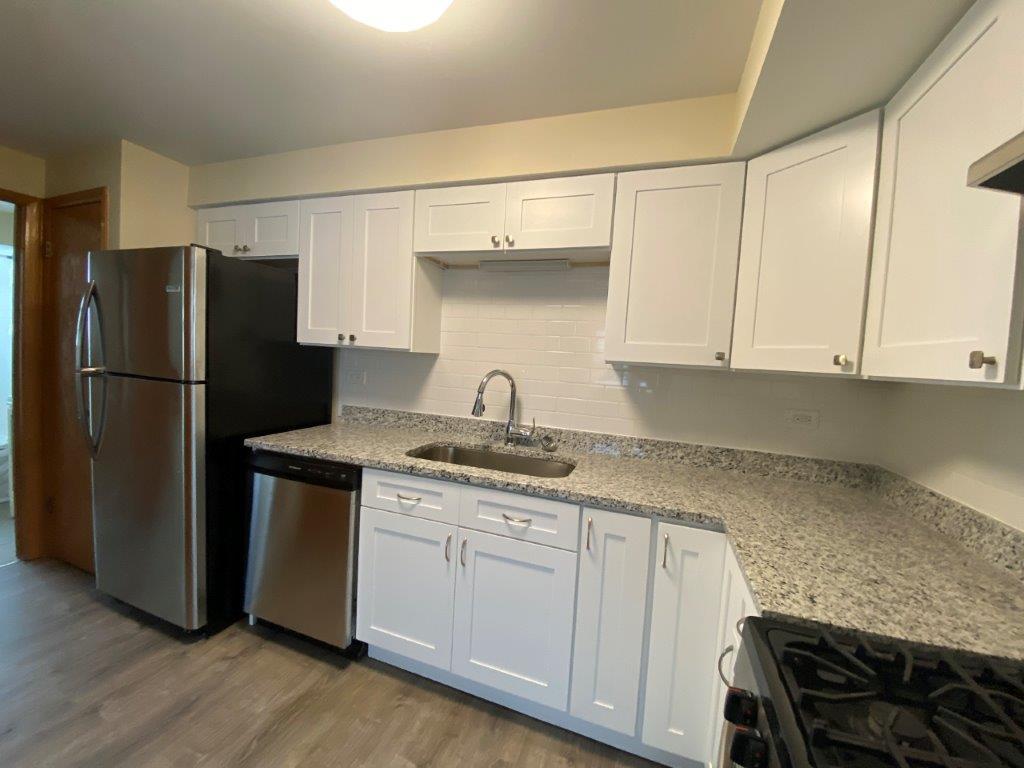 8545 West Arnold Street, Unit 2SE River Grove, IL 60171 - Photo 6 of 9