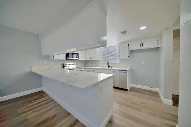 $900,000 | 5859 Central Avenue, Newark, CA 94560