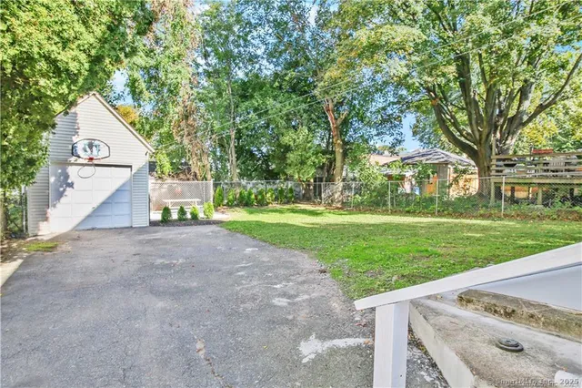 a picture of a wall with a white wall and a picture