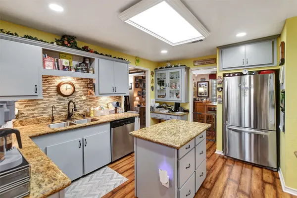 $775,000 | 24677 Farm To Market Road 2090, Splendora, TX 77372