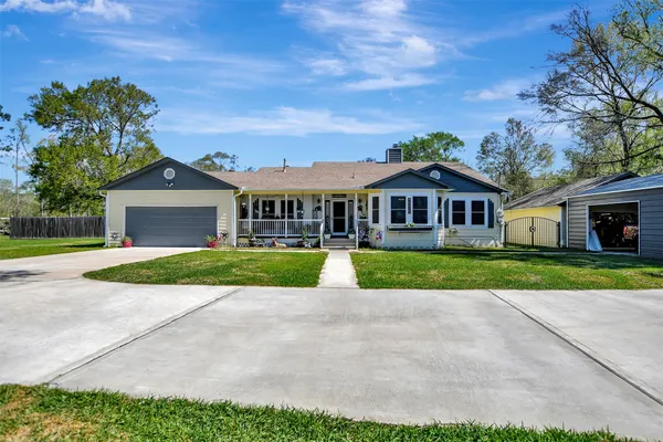 $775,000 | 24677 Farm To Market Road 2090, Splendora, TX 77372