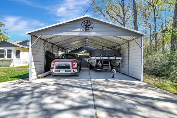 $775,000 | 24677 Farm To Market Road 2090, Splendora, TX 77372