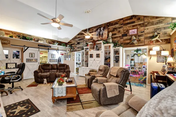 $775,000 | 24677 Farm To Market Road 2090, Splendora, TX 77372