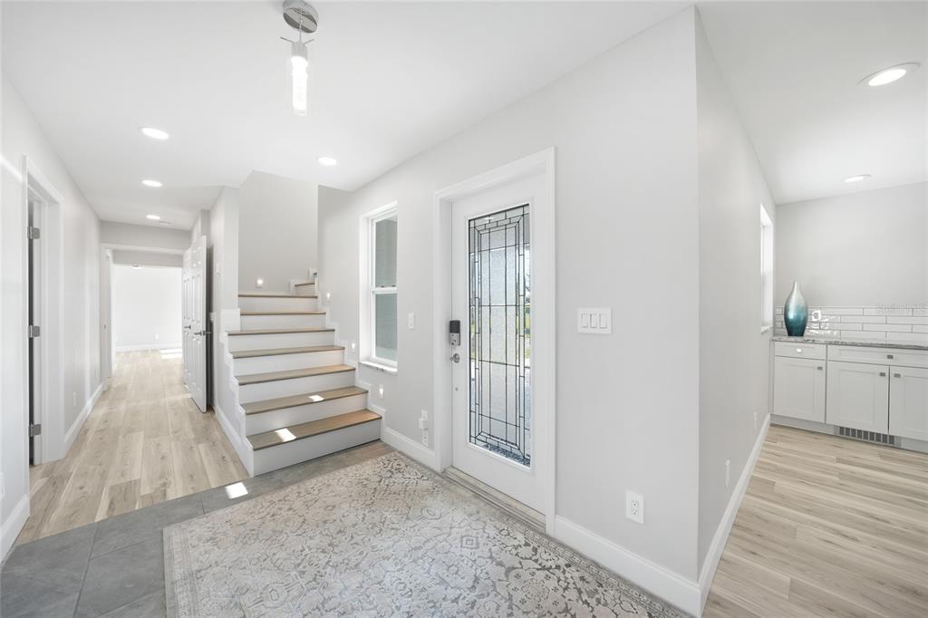 1450 New Point Comfort Road Englewood, FL 34223 - Photo 3 of 50 en view interior of the house