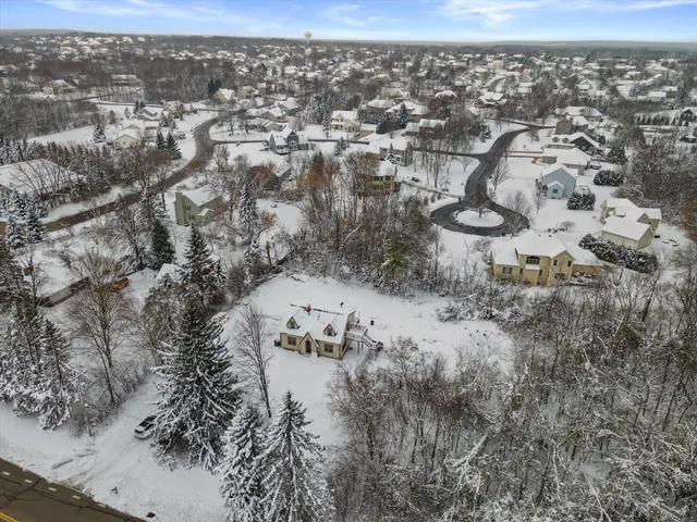 $494,900 | W140N10259 West Fond Du Lac Avenue, Germantown, WI 53022