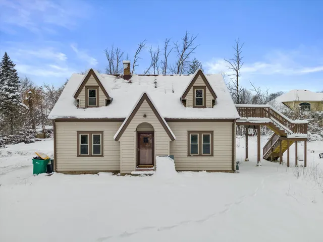$494,900 | W140N10259 West Fond Du Lac Avenue, Germantown, WI 53022