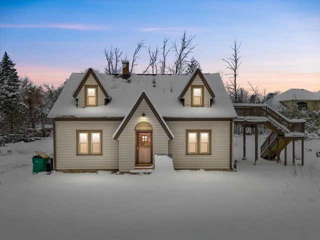 $489,900 | W140N10259 West Fond Du Lac Avenue, Germantown, WI 53022