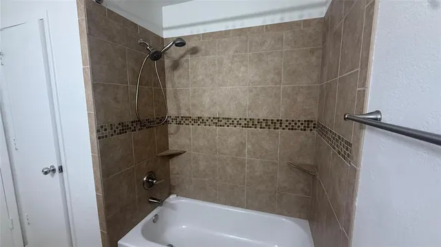 $275,000 | 73 Winchester Drive, Euless, TX 76039