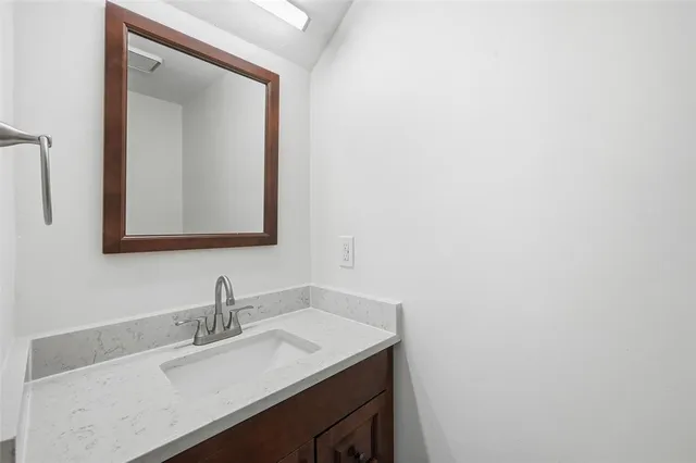 $275,000 | 73 Winchester Drive, Euless, TX 76039