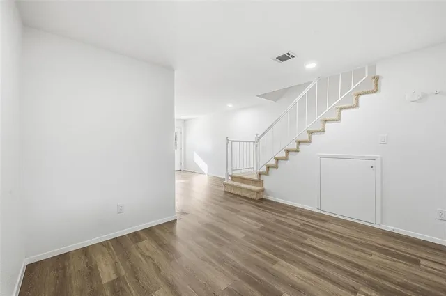 $275,000 | 73 Winchester Drive, Euless, TX 76039