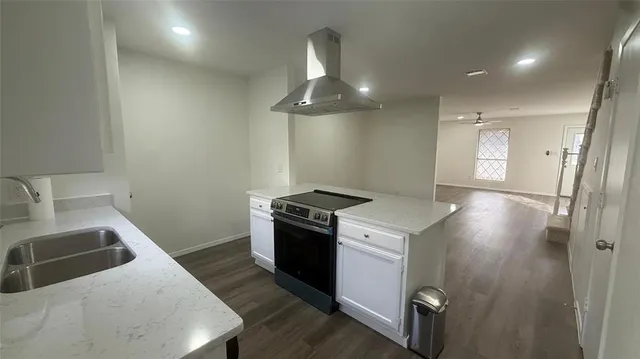 $275,000 | 73 Winchester Drive, Euless, TX 76039