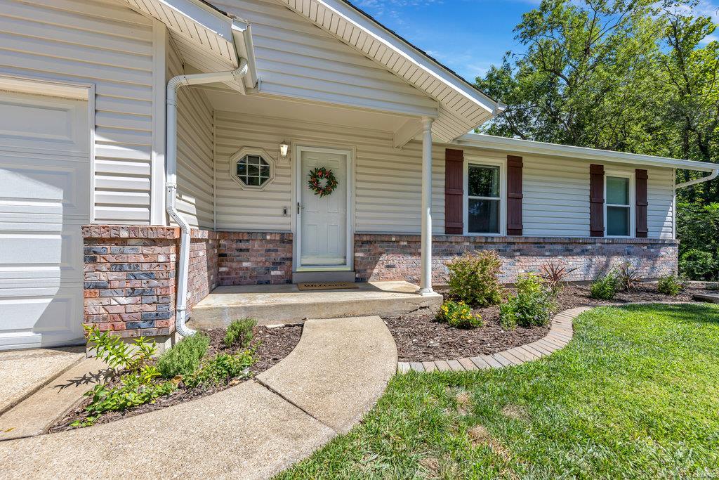 2157 Graystone Drive St. Charles, MO 63303 - Photo 3 of 27