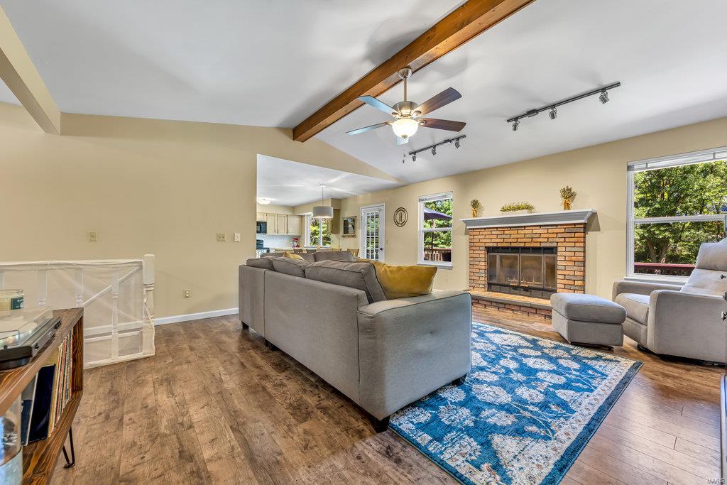 2157 Graystone Drive St. Charles, MO 63303 - Photo 5 of 27