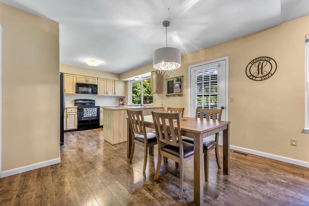 2157 Graystone Drive St. Charles, MO 63303 - Photo 9 of 27