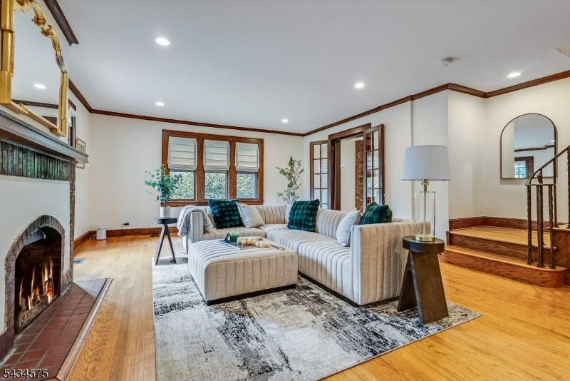 35 Woodland Road Short Hills, NJ 07078 - Photo 7 of 50