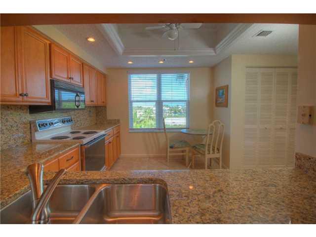 221 Northeast Plantation Road, Unit 416 Stuart, FL 34996 - Photo 14 of 24 Gallery Image 14