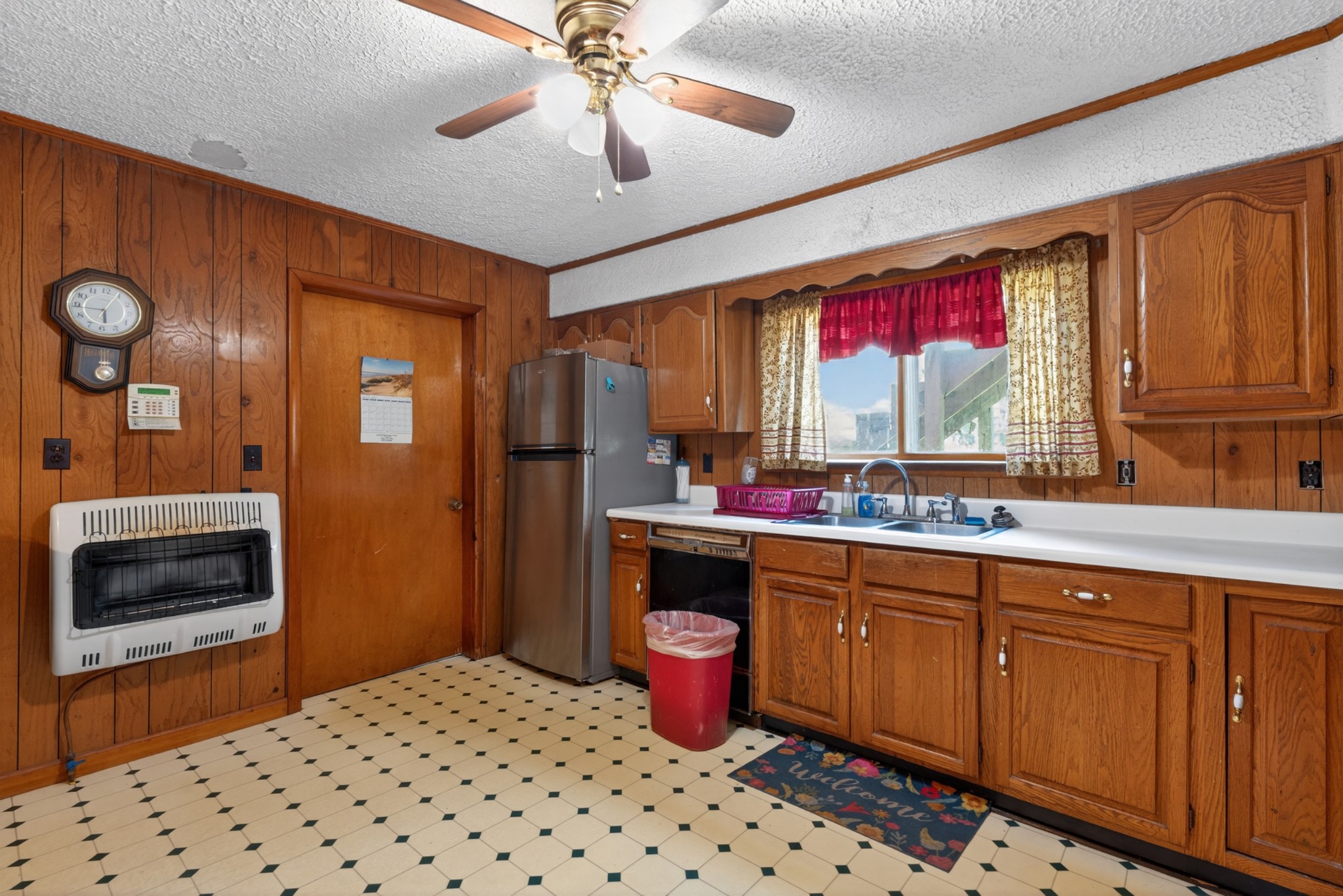 697 Bottom Road Palmer, TN 37365 - Photo 34 of 45