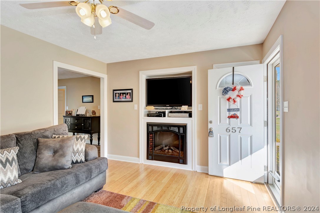 657 Forest Road Lumberton, NC 28358 - Photo 5 of 40 Gallery Image 5