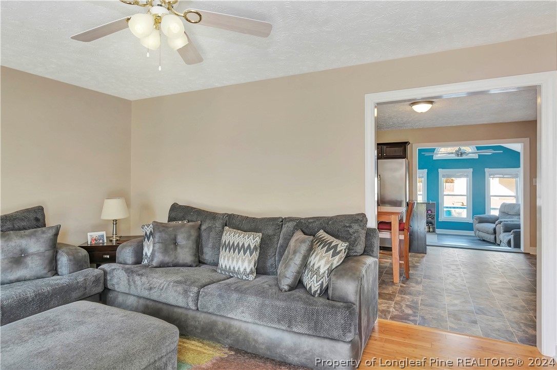 657 Forest Road Lumberton, NC 28358 - Photo 6 of 40 Gallery Image 6