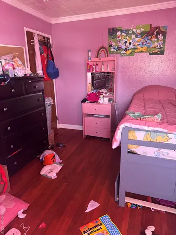 $1,000,000 | 33 North Montgomery Street, Valley Stream, NY 11580