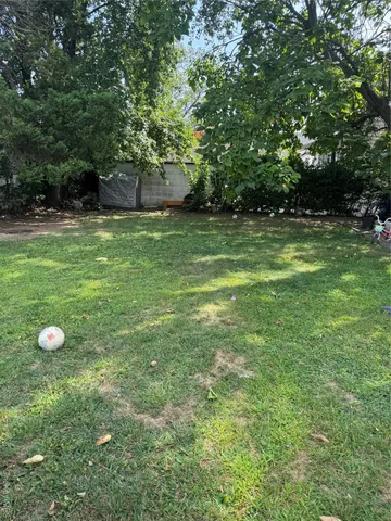 $1,000,000 | 33 North Montgomery Street, Valley Stream, NY 11580