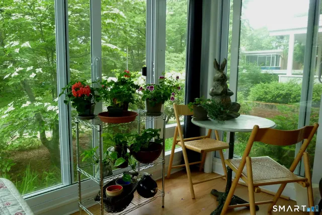 $2,000 | 22 North Lake Drive, Unit D1, Hamden, CT 06517