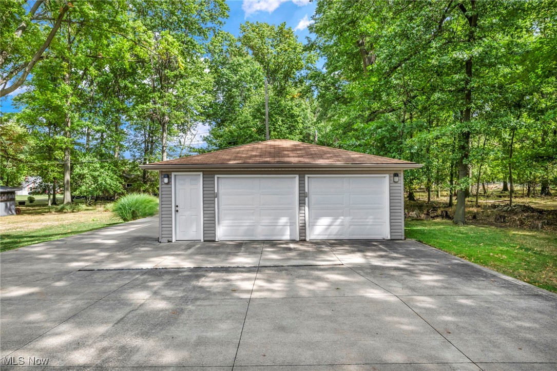6321 Crossview Road Seven Hills, OH 44131 - Photo 39 of 49