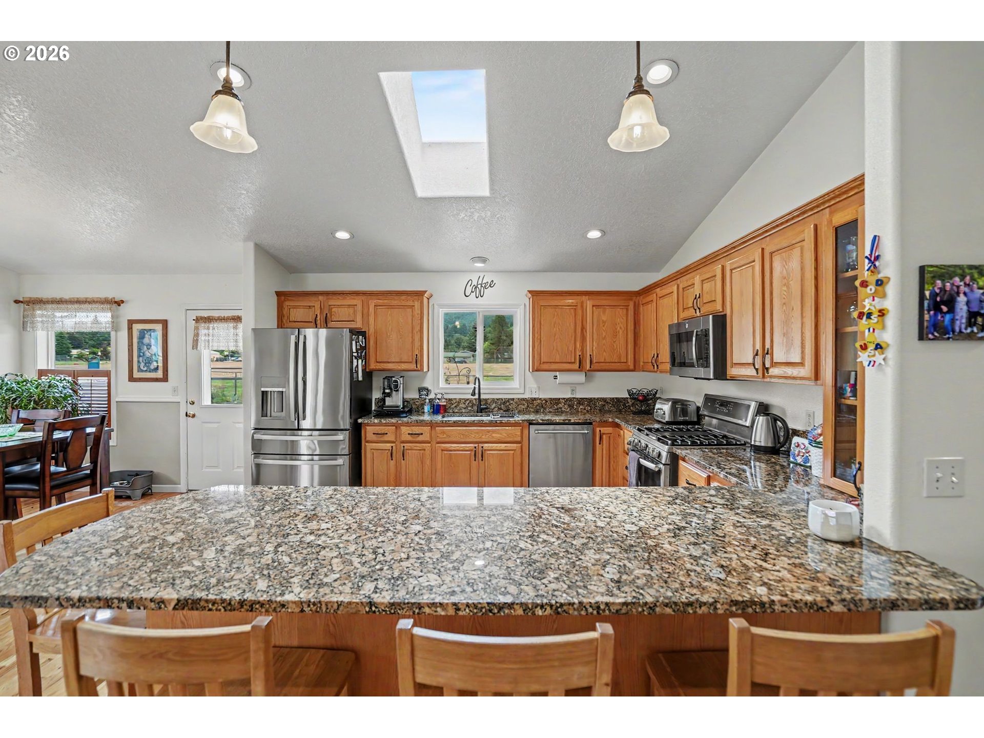 762 3rd Street Lyons, OR 97358 - Photo 13 of 48