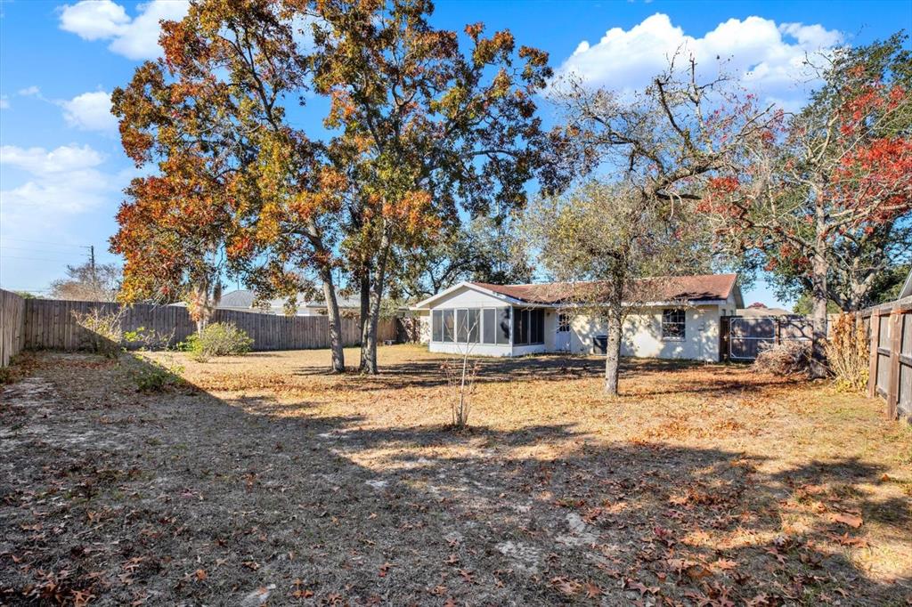 5400 Mariner Boulevard Spring Hill, FL 34609 - Photo 14 of 16