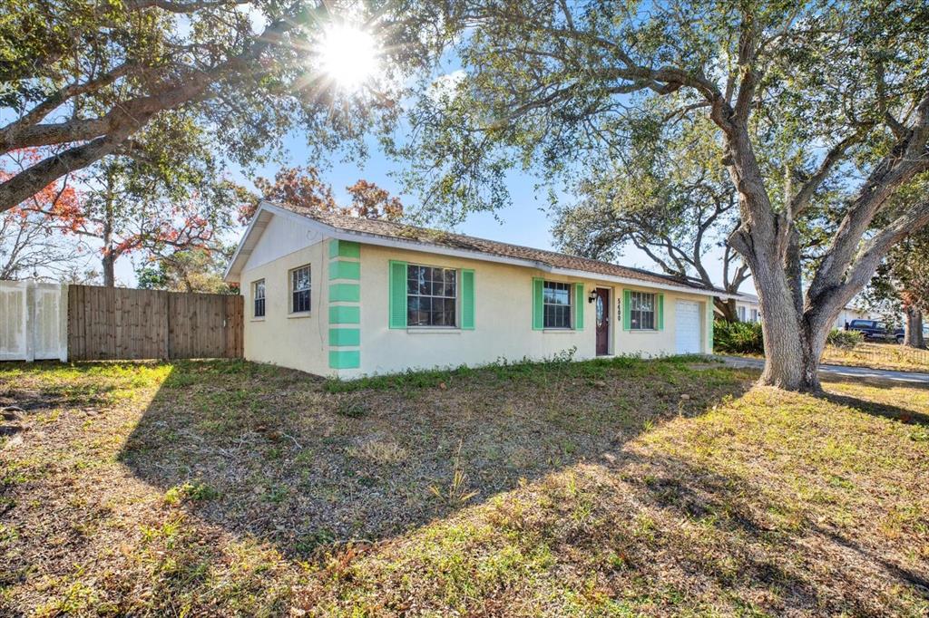 5400 Mariner Boulevard Spring Hill, FL 34609 - Photo 15 of 16