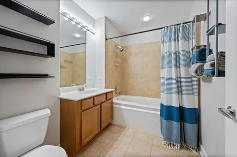$329,000 | 233 East 13th Street, Unit 508, Chicago, IL 60605