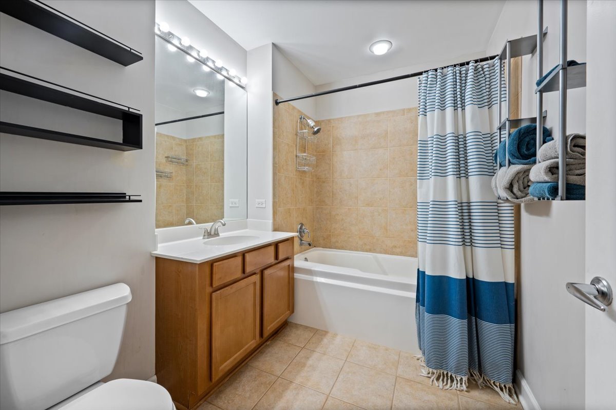 233 East 13th Street, Unit 508 Chicago, IL 60605 - Photo 13 of 27