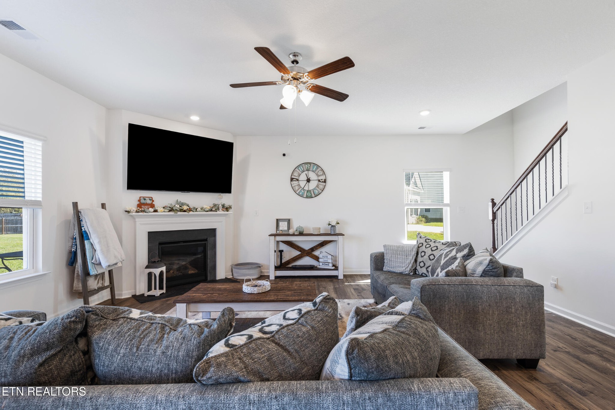 1160 Beacon Road Sevierville, TN 37876 - Photo 8 of 37 Gallery Image 8
