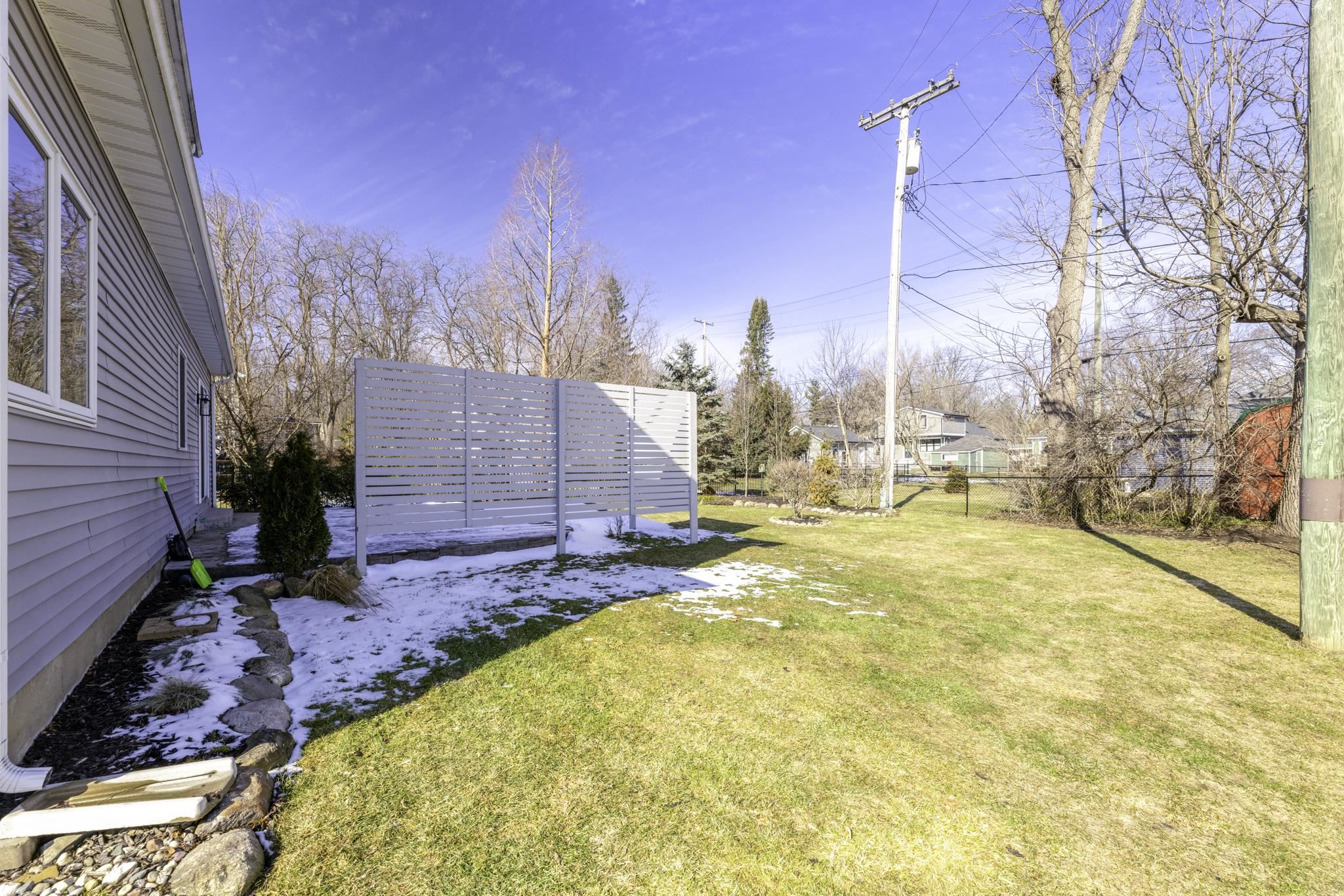 182 West Washington Street Romeo, MI 48065 - Photo 6 of 34 50200388-2cfa47a7-3d4e-4632-906b-45affb3ac4c9.JPG