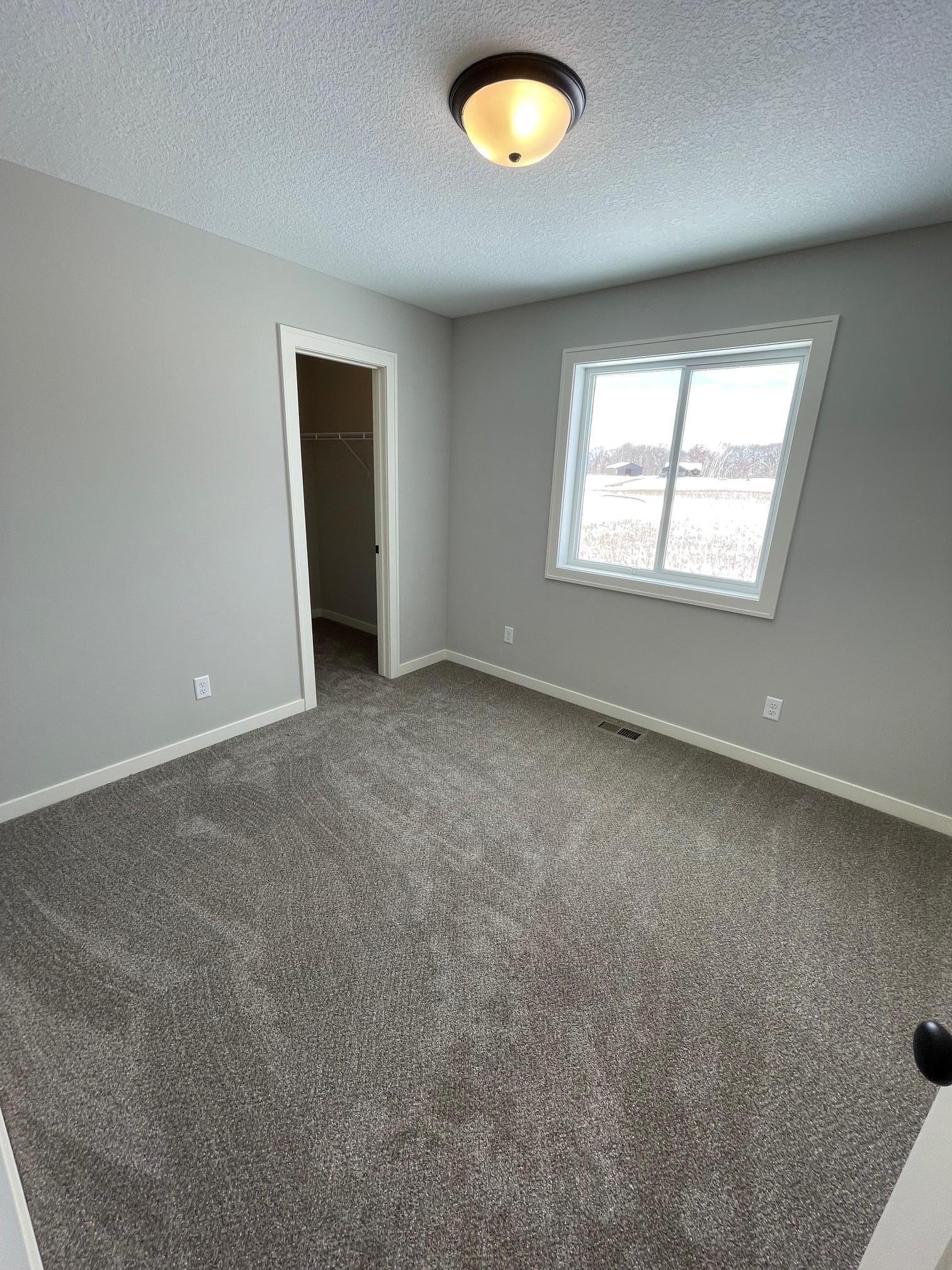 1411 34th Avenue Southwest Cambridge, MN 55008 - Photo 12 of 14